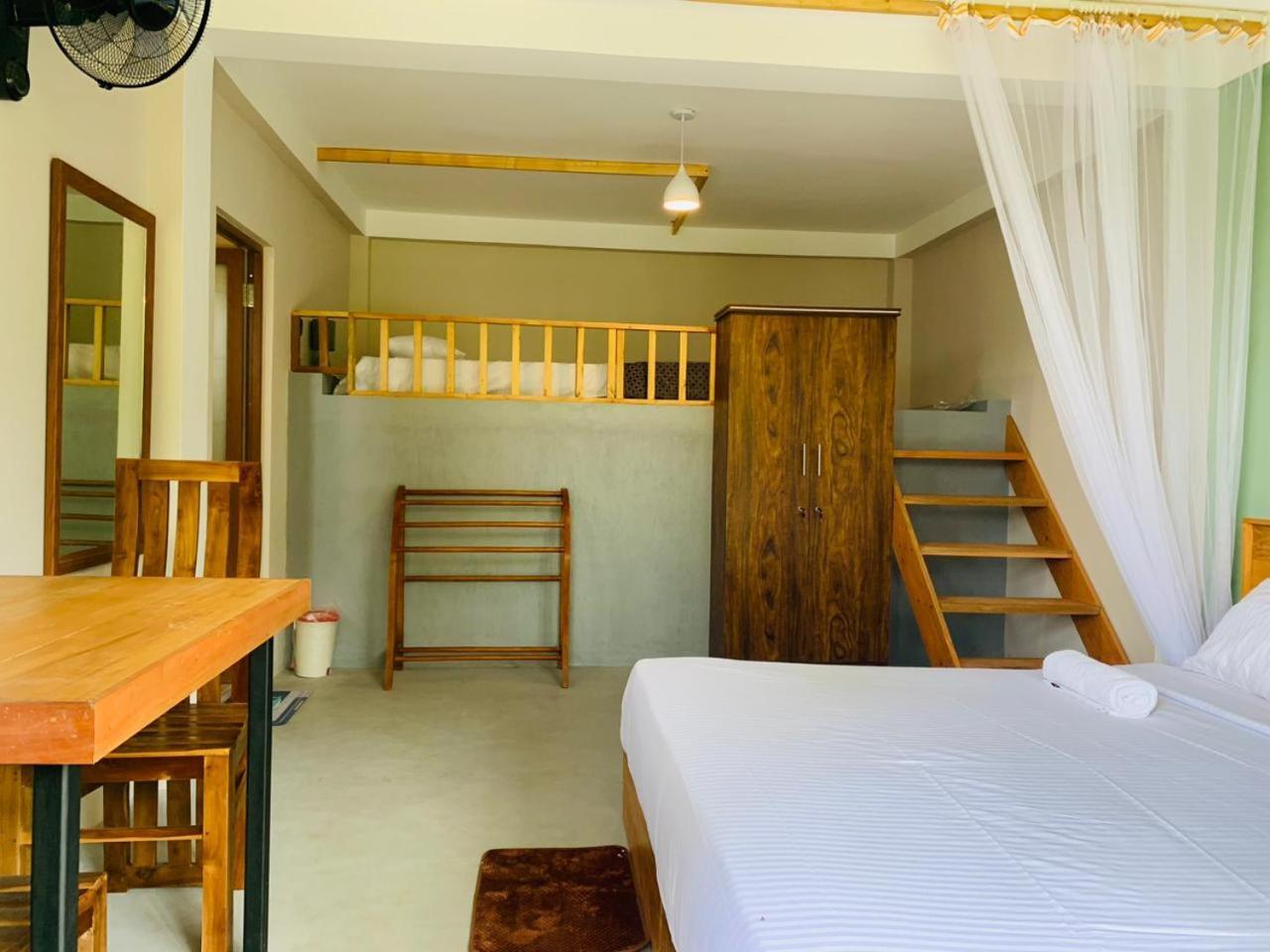 Happy Sky Ella Hotel Exterior photo